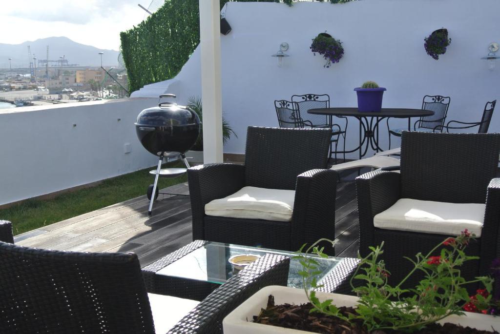 Bed and Breakfast Marina Di Castello Cagliari Exterior foto